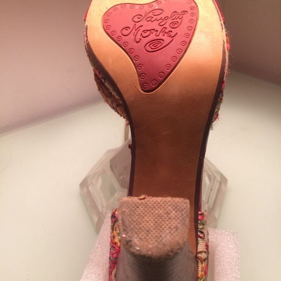 NAUGHTY MONKEY-PUMPS-EMBROIDERED-US SIZE 8 1/2 - Picture 8 of 8